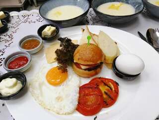 Отель Royal Plus Hotel Алматы-2